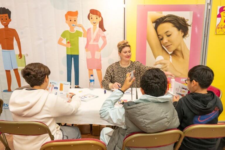 Photos (8) - Giga la Vie - Le Pôle Jeunes - Institut des Hauts-de-Seine